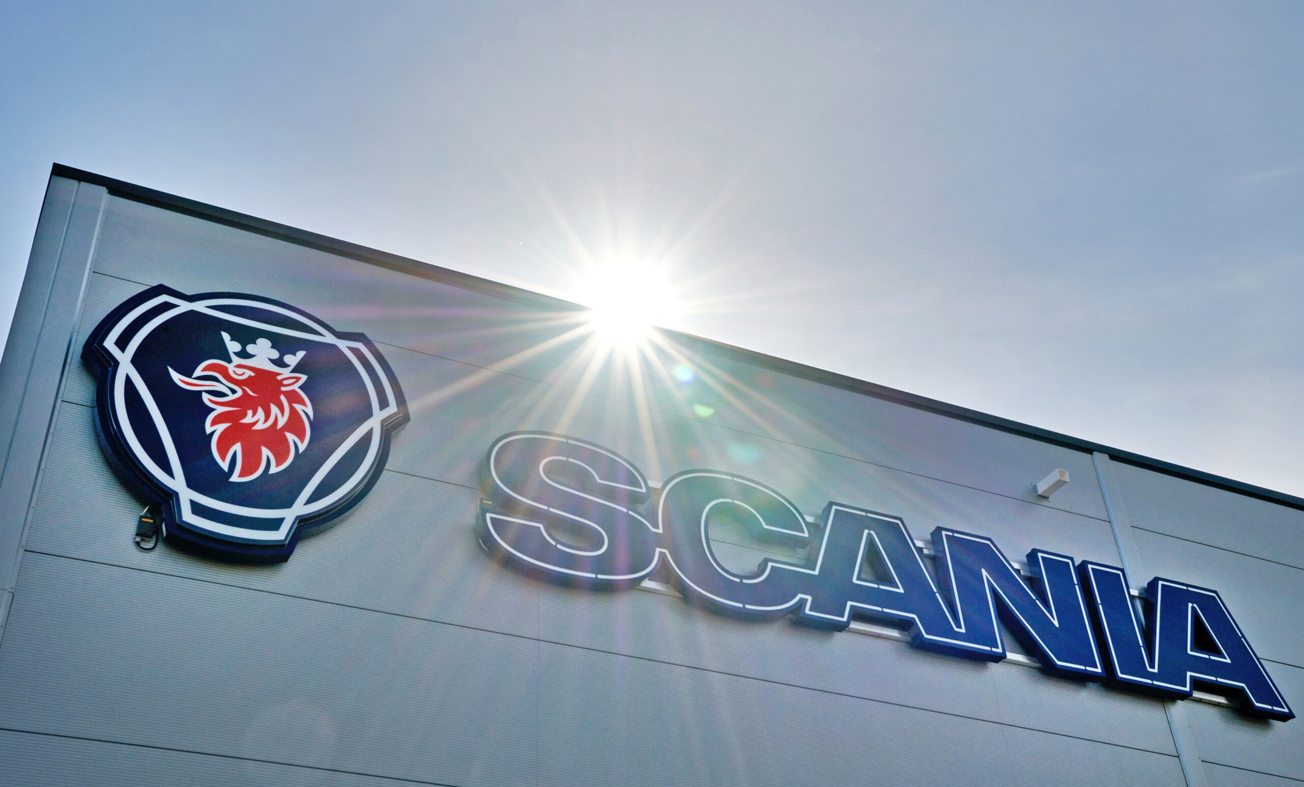 Scania fasad logotyp